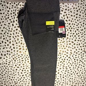 Nike Scult Hyper Tight Fit Leggings